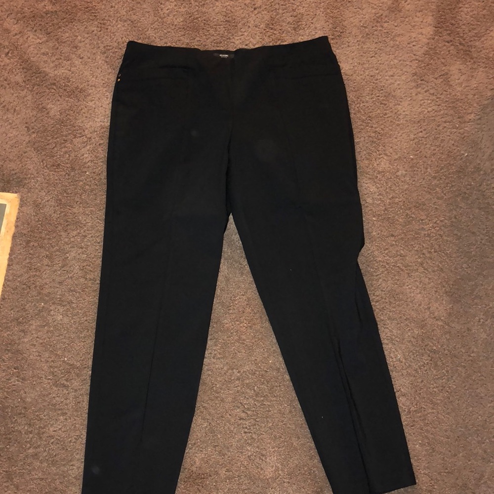 Women’s Black Pants Suit